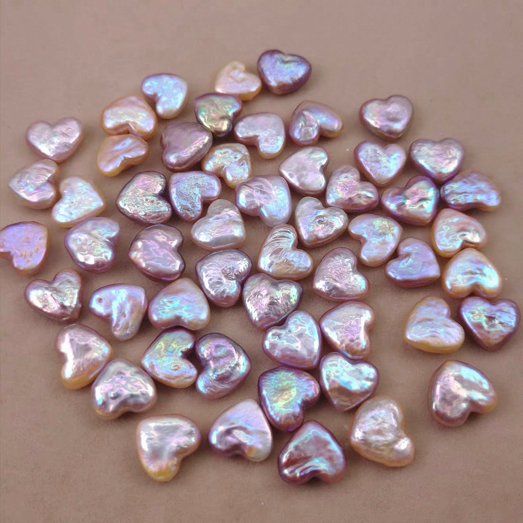 A01. Heart-Shaped Pearl Clam (3–6 Heart Pearls + 1 Edison Pearl)